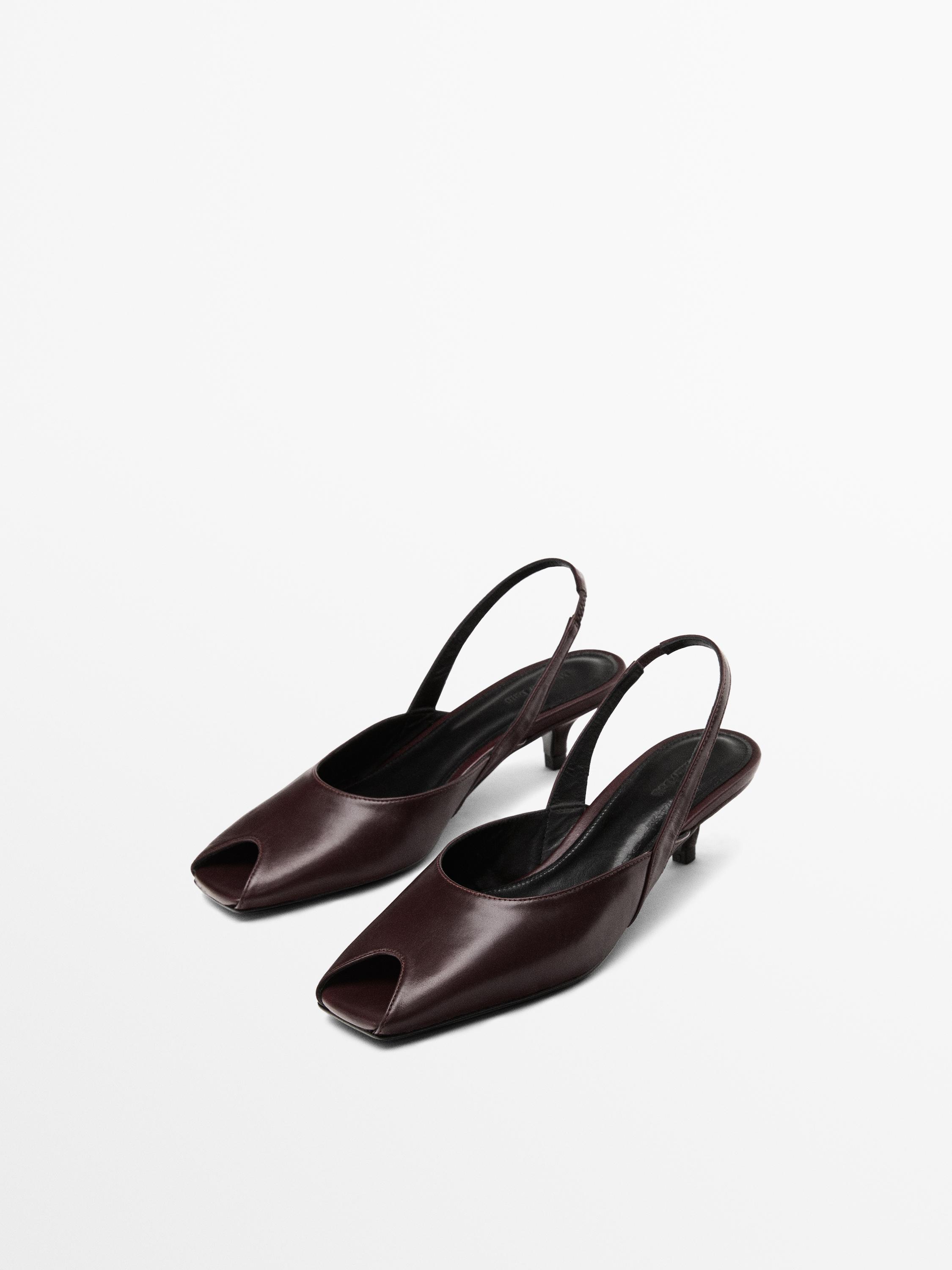 High-heel sandals with open toe